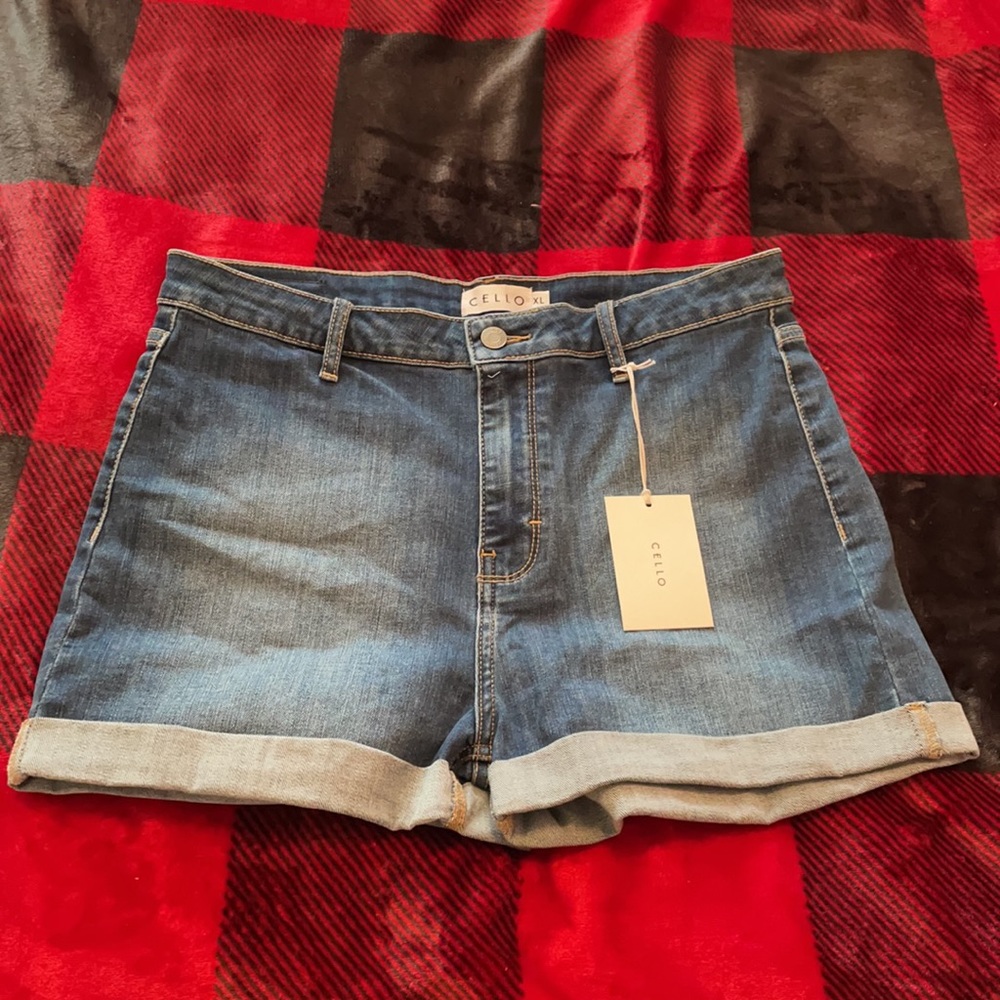 👖High Rise👖 Double Rolled Super Stretchy Sho…